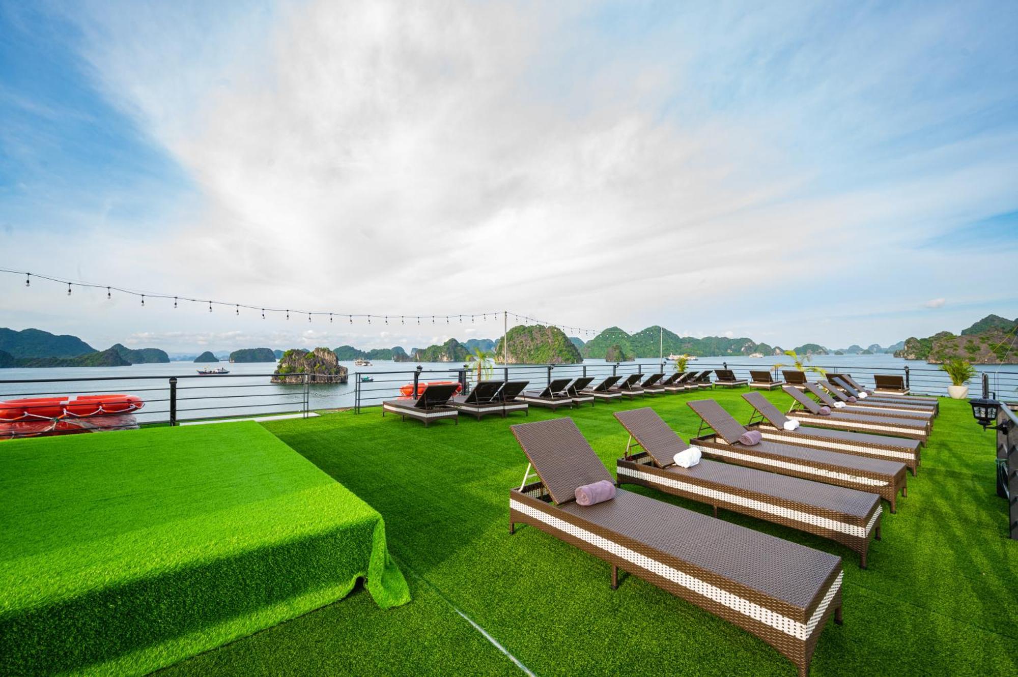 Hotel Velar Of The Sea Ha Long Exteriér fotografie