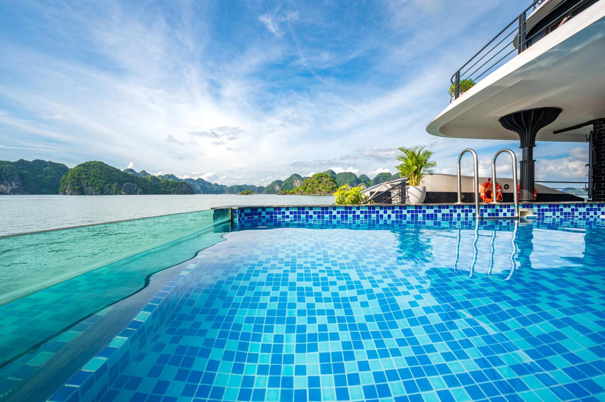 Hotel Velar Of The Sea Ha Long Exteriér fotografie