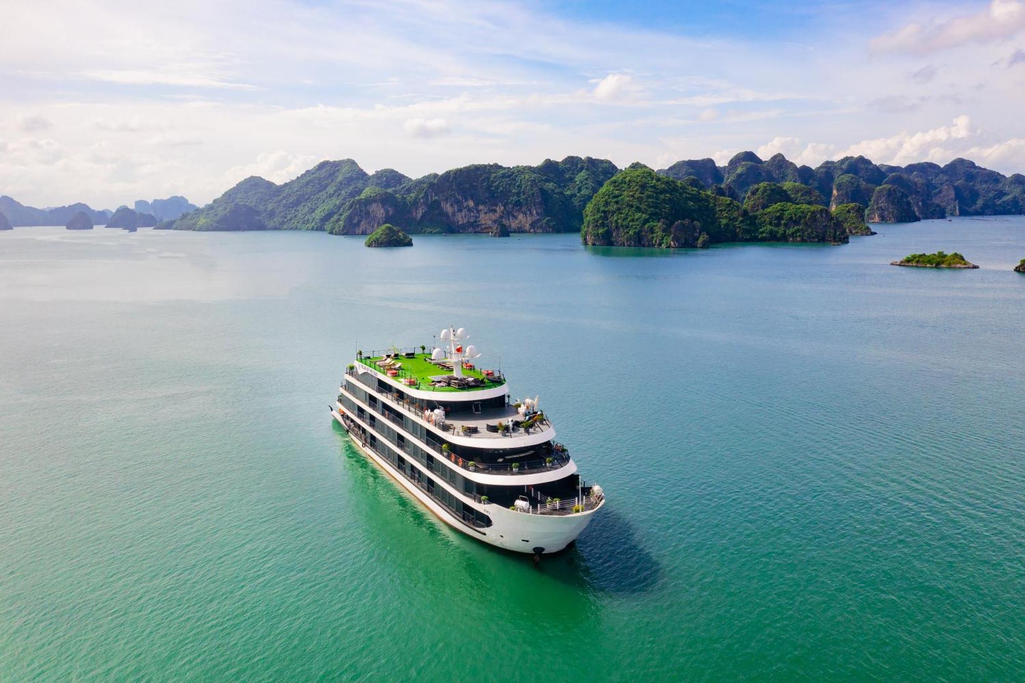 Hotel Velar Of The Sea Ha Long Exteriér fotografie