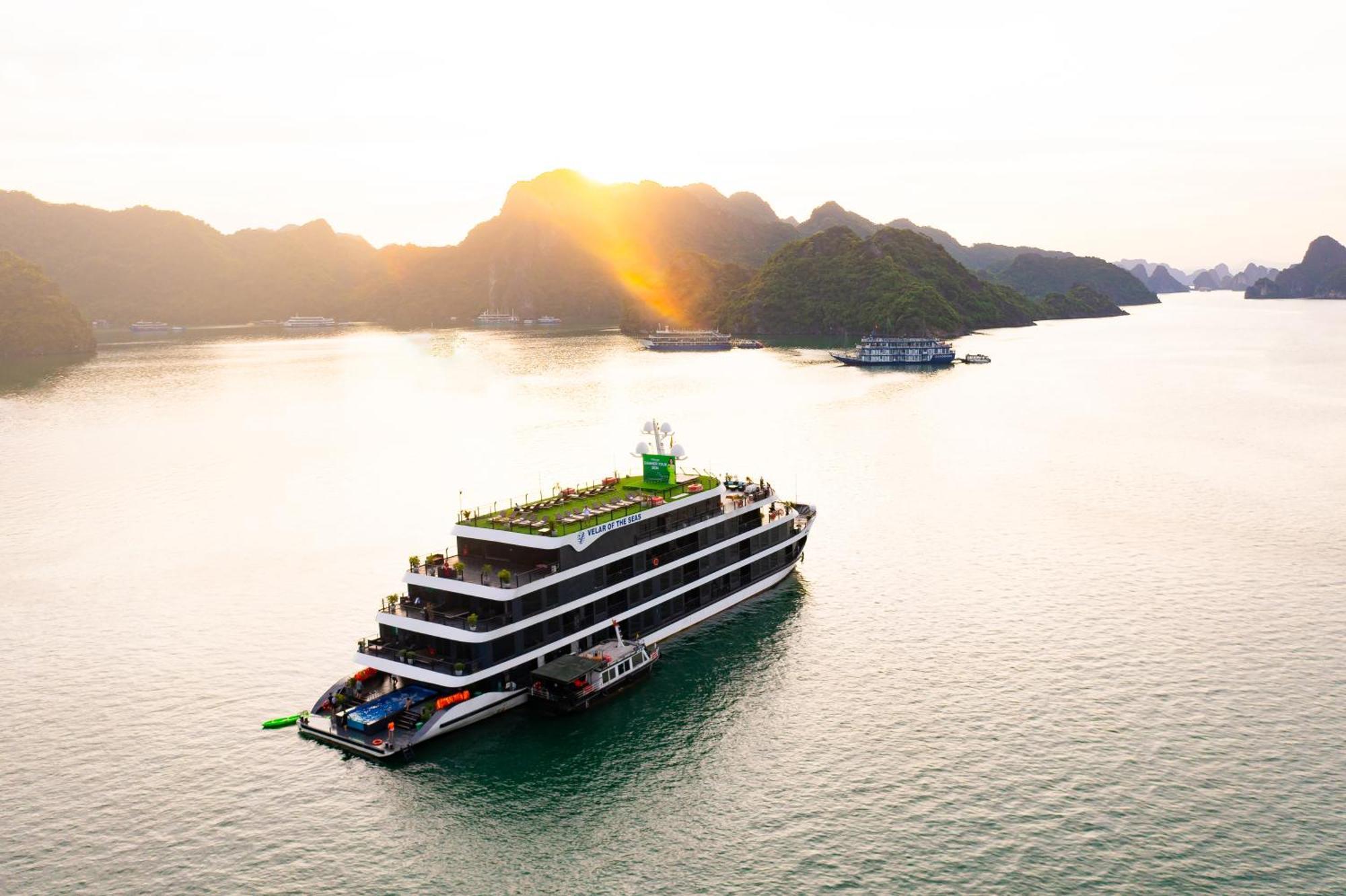 Hotel Velar Of The Sea Ha Long Exteriér fotografie